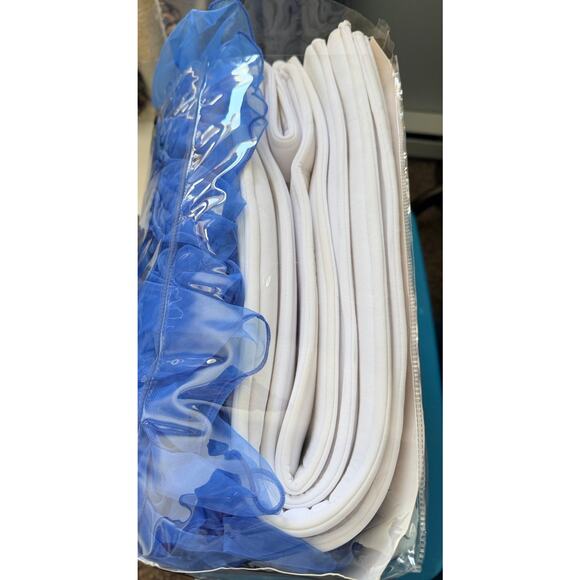 Adult Soap and Loofah Costumes Couples - Picture 4 of 6